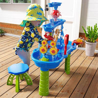 Mesa de juego sensorial con cascada